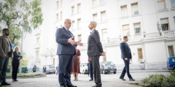 Глава МЗС Індії: Конфлікт не вирішиться через те, що хтось купує чи не купує російську нафту