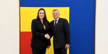 Бережна обговорила зі керівництвом Netflix санкції проти російського контенту