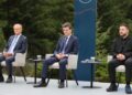 Зеленський на форумі C8: Ми очікуємо інвестицій у Карпати