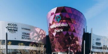 Українські ТРЦ встановили антирекорд простою через тривоги