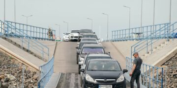 Працюють попри обстріли: ДПСУ розповіла про роботу пунктів пропуску