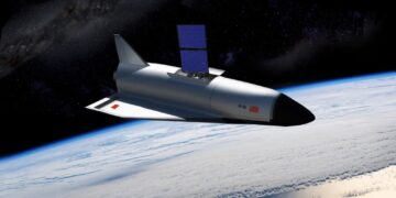 NASA відклала запуск астронавтів на МКС через витік у кораблі Dragon