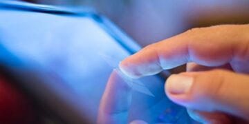 Вчені створили надпростий інтерфейс із ПВХ і тонера