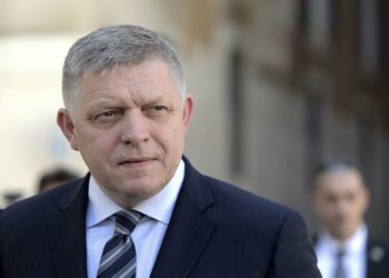 “Деякі хочуть війни”: Фіцо звинуватив Захід у спробі спровокувати конфлікт між НАТО та РФ