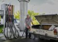 Бензин знову дорожчає, а дизель – на критичній межі: які ціни на АЗС 18 вересня