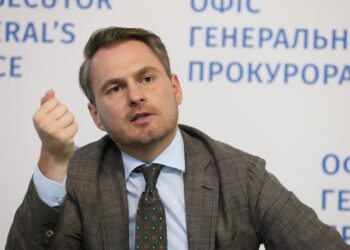 В Офісі генпрокурора спростували “підозру” директору НАБУ від Кравченка
