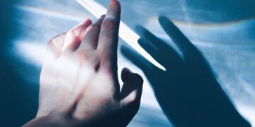 Роботам досі важко повторити людську руку: вчені розкрили головну проблему