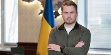 В Офісі генпрокурора проводять розслідування через виїзд Кравченка за кордон