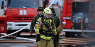 У Москві палає один із найбільших НПЗ РФ: Генштаб розкрив наслідки удару