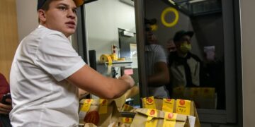 McDonald’s визначився, чи працюватиме в “жовту” тривогу