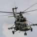 На Сахаліні російський Мі-8 із працівниками виборчкому впав просто на трасу