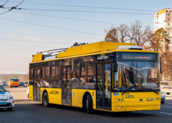 Дві доби обмежень: громадський транспорт Києва змінить маршрути