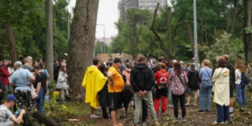 Кияни оточили будівельну зону на Теремках: що відбувається