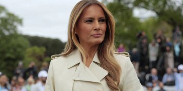 "Надія на сталий мир": Меланія Трамп відреагувала на евакуацію жителів Олешок