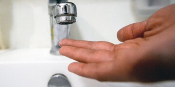 Чи підуть школи на дистанційку, якщо у Києві будуть перебої з водою – освітяни дали відповідь