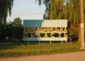 На Хмельниччині уламки спричинили пожежу на АЗС, є поранені