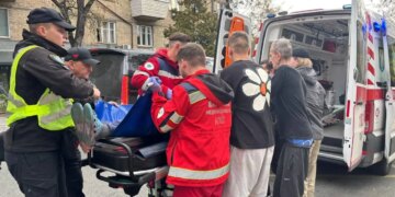 У Києві зросла кількість постраждалих після падіння ворожого дрона – що відомо про їх стан