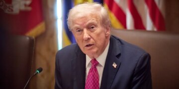У США знову заперечили причетність Трампа до обмеження супутникового зв'язку для України, але є нюанс