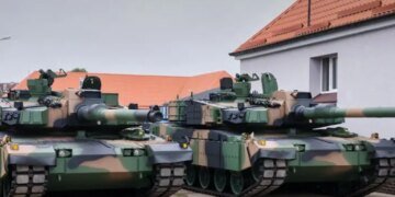 Польща перекинула танки до кордону з Росією