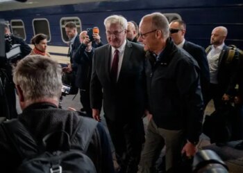 Нова військова допомога Україні: Мерц у Києві оголосить важливі рішення