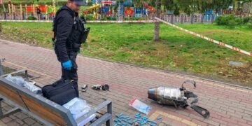 Уламки дрона впали в парку “Орлятко” в Києві, є поранені