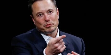 Маск може втратити мільярди: як Європа відреагувала на обмеження Starlink – WSJ