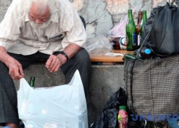 У світі зросла кількість людей, які живуть у гострій бідності – ООН