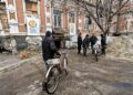 На Донеччині у зоні активних бойових дій залишаються 60 000 цивільних