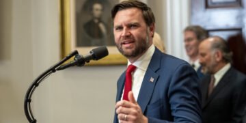 Венс: Росія й Україна погодилися відновити переговори, однак мають розбіжності