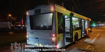 У Запоріжжі російський дрон атакував автобус