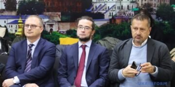 Польська й українська пам’ять про радянські злочини перетинається у Биківні та П’ятихатках – дипломат