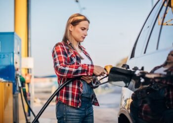 Ціни на АЗС 23 жовтня: скільки коштує бензин, дизель та автогаз сьогодні
