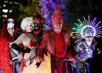 Тисячі костюмів і гігантські ляльки: у Нью-Йорку пройде масштабний геловінський парад