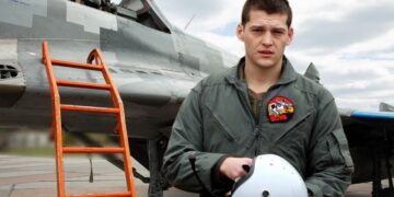 Зеленський посмертно присвоїв Героя України командиру “Привидів Києва”