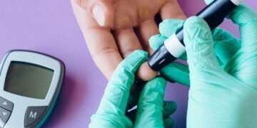 Моніторинг цукру без проколів пальця допоміг покращити контроль діабету другого типу