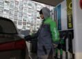 Ціни на АЗС 18 жовтня: скільки коштує бензин, дизель та газ сьогодні
