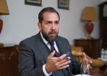Будьте обережні, коли ви говорите про історію: інтерв’ю з послом Польщі Лукасєвічем