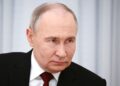 Росія знову погрожує дипломатам у Києві та закликає їх залишити Україну