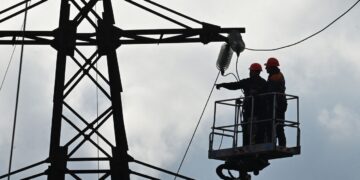 Споживання без оплати заганяє енергетику в глухий кут: як зупинити кризу боргів