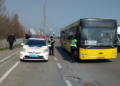 У Києві поліція зупинила громадський транспорт: обшуки і цінна знахідка, – ФОТО