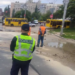 Евакуація і заборонений проїзд: в Києві автівка провалилась під асфальт, – ФОТО